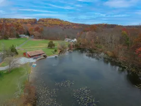 Serene cabin on 6 acre pond in rural Upper Bucks - Image 2