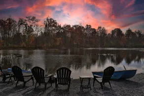 Serene cabin on 6 acre pond in rural Upper Bucks - Image 3