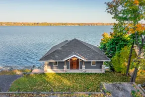 Brand new luxury lakefront home on Cayuga Lake! - Image 2