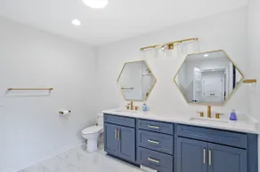 Brand new luxury lakefront home on Cayuga Lake! - Image 3