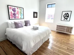 Art Loft with Pool Table in the heart of Kingston - Image 4