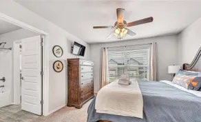 Stunning Fayetteville Home >10 minutes from the University/Downtown Fayetteville - Image 3