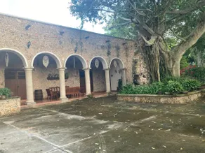 House on a hacienda with a cenote in the Mayan jungle - Image 4