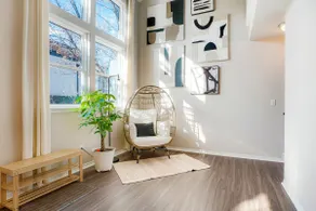 Spa-style Japandi 3 bedroom getaway - sleeps 8! - Image 4