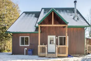 Beautiful wooden chalet in Chertsey, Lanaudière - Image 3