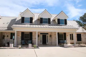 Hilltop Estate with Stunning Views of Lake Travis - Image 2