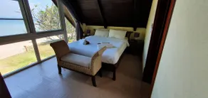 ocean villa - Image 3