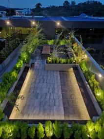 Fully Furnished 4 Bedroom Apt - Image 4