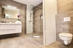 43 m² 1-bedroom apartment with pool access - Image 5