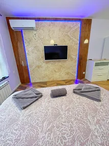 Luxurious apartment in Studentski Grad - Image 5