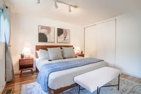 Zen & Spacious Mercer Island Home & Guest Suite - Image 3