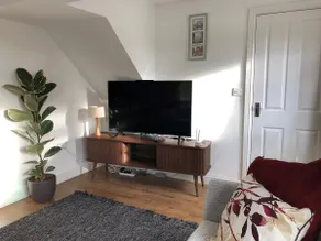 Modern Cotswold cottage - Image 2