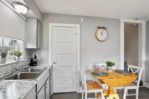 Patty's Place - Private and Convenient EV-Friendly Apartment near Downtown - Image 4