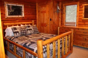 Seney Cabin with hot tub - Image 5