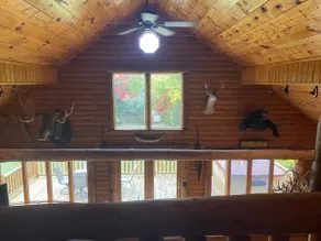 Seney Cabin with hot tub - Image 3