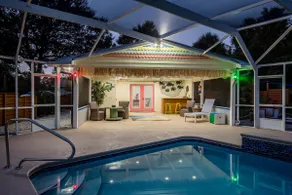 Tropical Getaway! Heated Pool, Tiki Bar, Pirate Sandbox, and Boat Parking! - Image 4