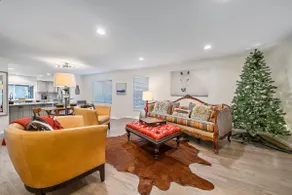 5 BDRM Near Everything-DTC, I-25 & C-470, Shopping - Image 3