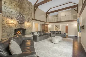 Amazing Spacious Luxurious Home - Sleeps Up To 16! - Image 5