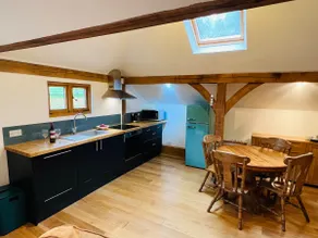 Beautiful Rural Barn Conversion Coach House - Image 4
