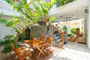 Walk to every where,2' to riverside,pool villa 5BR - Image 2