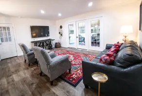 Little Bear Lodge - Image 5