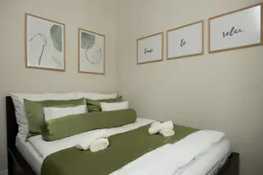 * Square 2 downtown apartment - Image 4