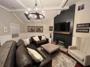 Downtown Stylish Farmhouse with Hot Tub! - Image 2