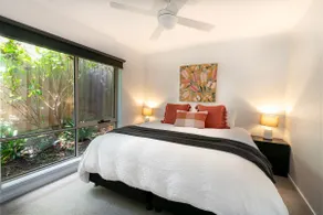 Pet Friendly | Wood Fireplace | Secure Garden - Image 3