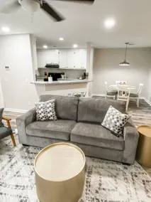 Suite Stella, a cozy 2-bed 2-bath home - Image 2
