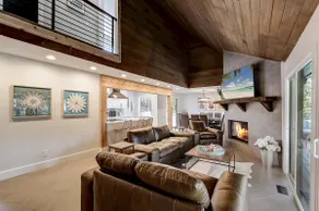 Modern Luxury Lakehouse w/ Private Dock on Lanier - Image 2