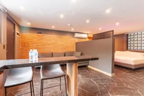 Loft 7, Modern Private near San Pedro - Image 4
