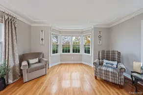 Gorgeous Spacious Modern Farmhouse Lots Of Extras - Image 5