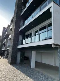 2 Bed Serviced Apartment with Free Parking - Image 3