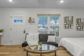 Cozy Private Studio - Close To It All! - Image 3
