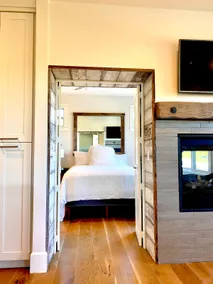 Luxury Cardiff Beach Guest Suite - Image 3