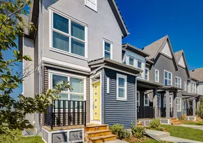 Luxury Show Home / 3BR/ 14minYYC/Bright Corner - Image 2