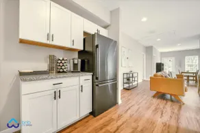 Historic 6BR Duplex near Beltline - Image 3