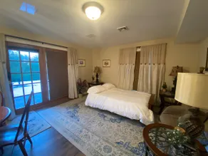 Les & Di’s Country Charmer - Private & Peaceful - Image 3