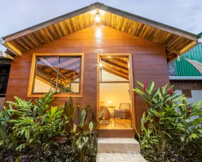 Tikita family house in La Fortuna downtown - Image 2