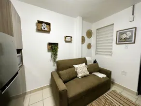 L17-C2: Lovely 2 Bedroom Apt Close to everything. - Image 3