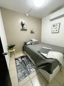 L17-C2: Lovely 2 Bedroom Apt Close to everything. - Image 5