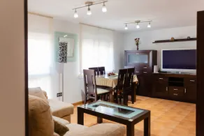 Cozy apartment and free parking area - Image 3