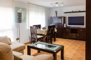 Cozy apartment and free parking area - Image 4