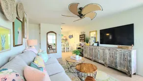 Sunny Beach Bungalow! - Image 5