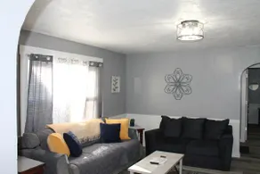 Beautiful location for your needs! - Image 4