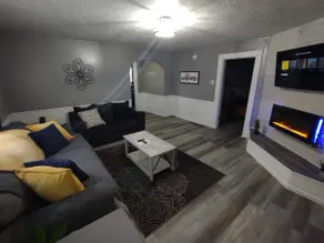 Beautiful location for your needs! - Image 5