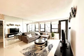 Oceanfront Miami Beach Condo / Balcony w/Atlantic Views / 2BR + Sofa Bed - Image 5