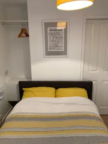 1 bedroom accommodation in Stratford-upon-Avon - Image 3