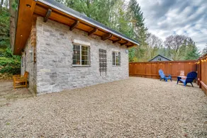 The Little Stone Cottage - Image 2