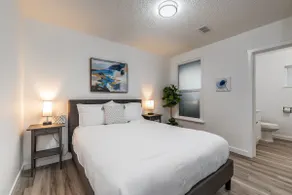 Lovely 1BR Private Downtown Hub - 10 - Image 2